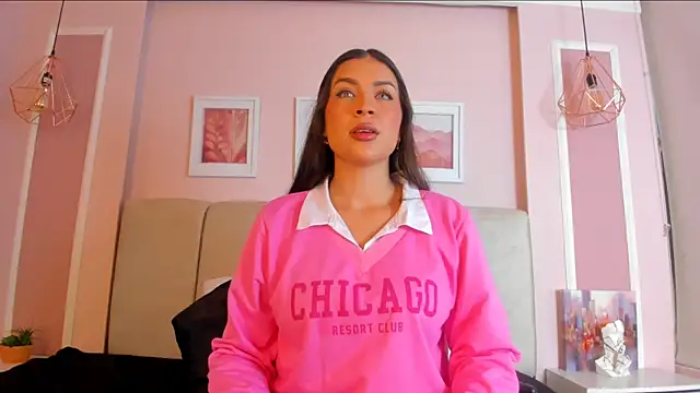 Snapshot of Annie_rhoades chatting on 12/04/25, 12:36 Annie rhoades online show from 12/04/25, 12:36