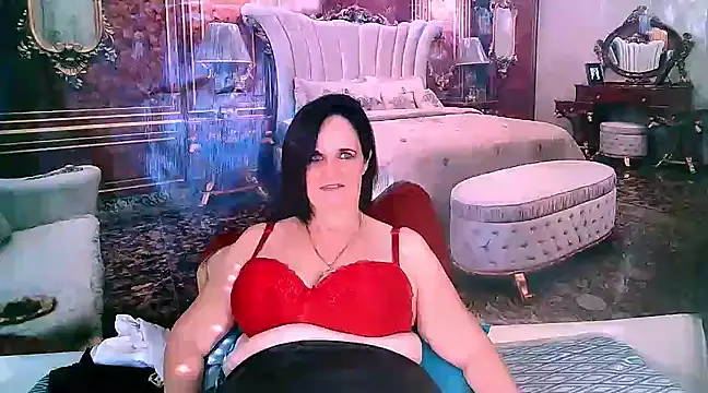 Snapshot of LuciousGrace chatting on 03/04/25, 05:32 LuciousGrace online show from 03/04/25, 05:32