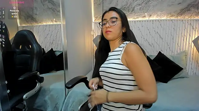 lucelly 15 online show from 03/06/25, 11:47