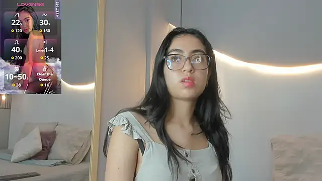 lucelly 15 online show from 10/12/25, 11:20