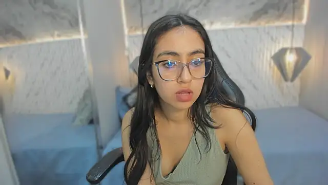 lucelly 15 online show from 11/07/25, 11:43