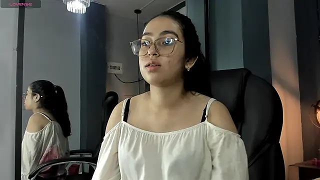 lucelly 15 online show from 02/01/26, 11:53