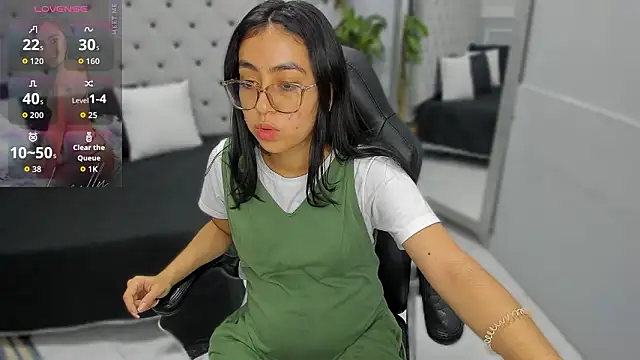 lucelly 15 online show from 02/04/26, 11:38