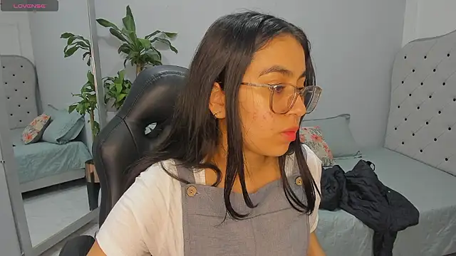 lucelly 15 online show from 03/15/26, 11:38