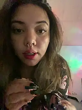 Snapshot of _ivyginger chatting on 09/14/25, 10:42 ivyginger online show from 09/14/25, 10:42