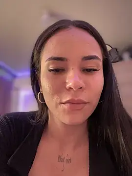 Naatalia online show from 11/10/25, 08:19