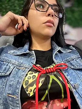 Naatalia online show from 05/09/26, 10:37