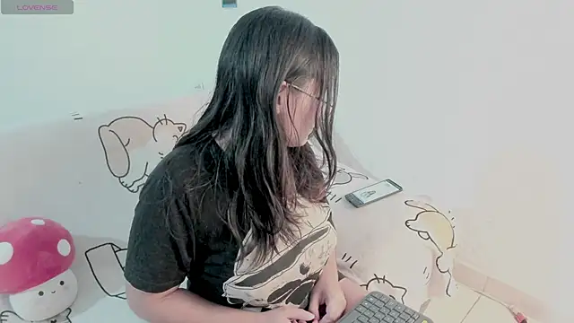 Naoko 7w7 online show from 02/25/25, 12:58