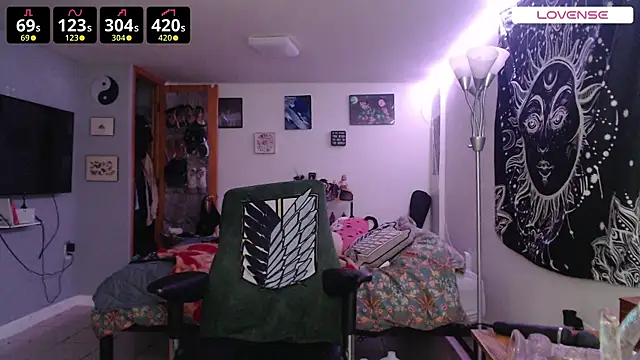 Snapshot of wetwildwhore chatting on 10/31/25, 07:04 wetwildwhore online show from 10/31/25, 07:04