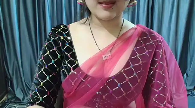 Snapshot of goldiwets chatting on 03/05/25, 02:12 goldiwets online show from 03/05/25, 02:12
