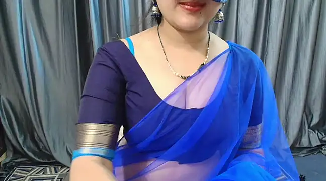 Snapshot of goldiwets chatting on 03/18/25, 10:46 goldiwets online show from 03/18/25, 10:46