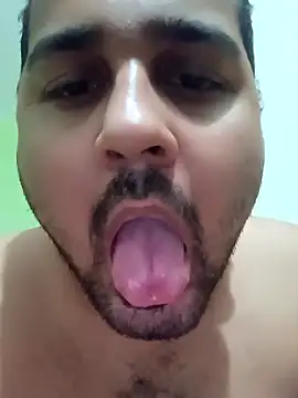 Snapshot of susthovai chatting on 09/17/25, 11:01 susthovai online show from 09/17/25, 11:01