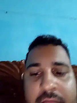 Snapshot of susthovai chatting on 09/30/25, 05:51 susthovai online show from 09/30/25, 05:51