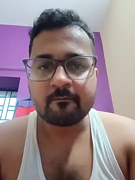 Snapshot of susthovai chatting on 11/27/25, 11:23 susthovai online show from 11/27/25, 11:23