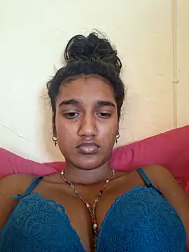 Snapshot of indianpink_lips chatting on 09/11/25, 09:09 indianpink lips online show from 09/11/25, 09:09