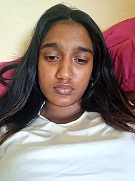 Snapshot of indianpink_lips chatting on 09/24/25, 11:24 indianpink lips online show from 09/24/25, 11:24