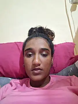 Snapshot of indianpink_lips chatting on 10/12/25, 06:18 indianpink lips online show from 10/12/25, 06:18