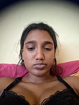 Snapshot of indianpink_lips chatting on 12/03/25, 11:08 indianpink lips online show from 12/03/25, 11:08