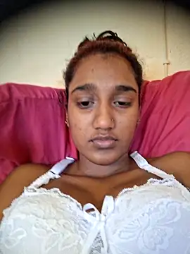 Snapshot of indianpink_lips chatting on 12/15/25, 02:32 indianpink lips online show from 12/15/25, 02:32