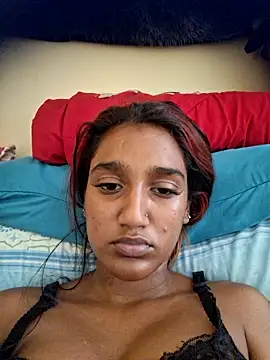 indianpink lips online show from 02/05/26, 12:32