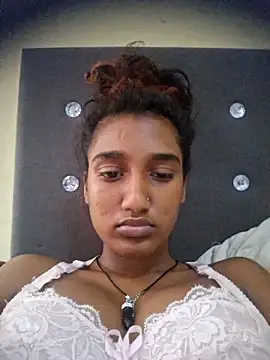 indianpink lips online show from 02/21/26, 12:50