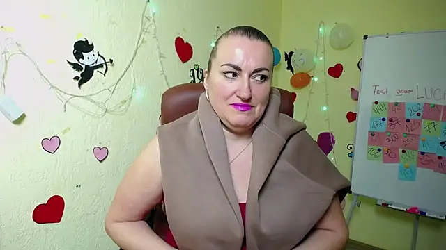 DianaMGG online show from 02/27/25, 06:07