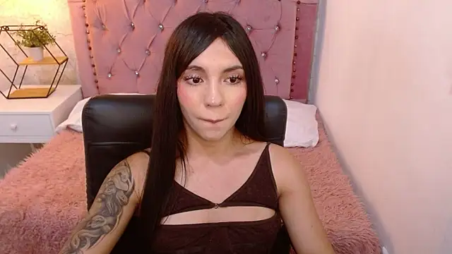 camilah tk online show from 12/21/25, 07:43