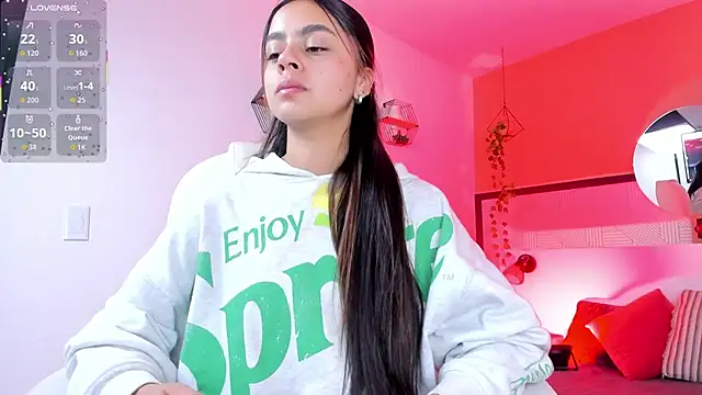 Bella walker  online show from 03/06/26, 07:54