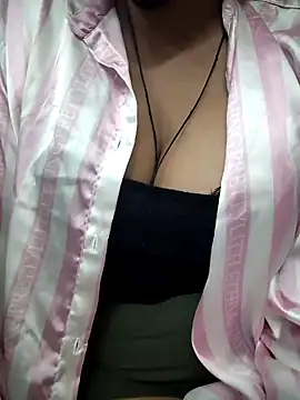 Snapshot of PPP_25 chatting on 11/08/25, 06:29 PPP 25 online show from 11/08/25, 06:29