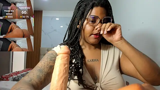 Snapshot of ZahraRose chatting on 06/30/26, 08:43 ZahraRose online show from 06/30/26, 08:43