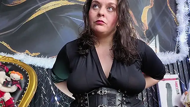 Snapshot of AmandaKovich chatting on 12/05/25, 07:32 AmandaKovich online show from 12/05/25, 07:32