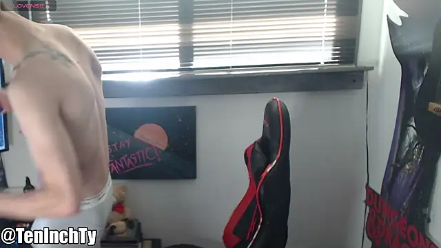 teninchty online show from 11/25/25, 06:08