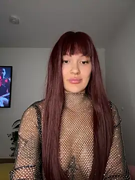 Snapshot of YoungHotMilf97 chatting on 10/21/25, 09:37 YoungHotMilf97 online show from 10/21/25, 09:37