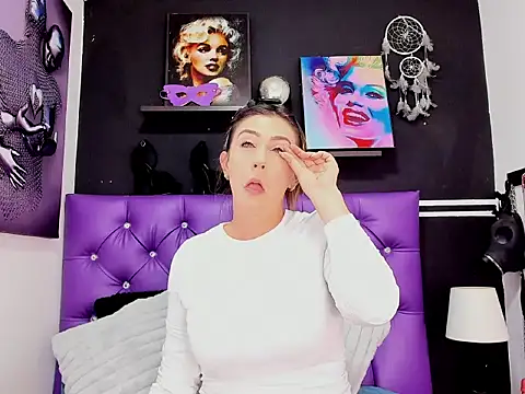angellyhorny online show from 06/17/26, 03:46