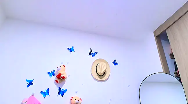 Veronica Milf1 online show from 02/16/25, 05:37