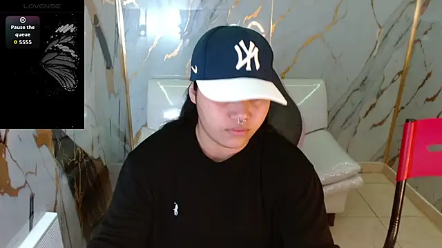 melany rouse18 online show from 04/17/26, 01:25