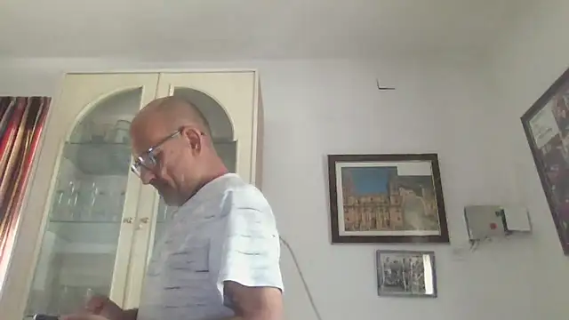 llopaco online show from 10/08/25, 11:30