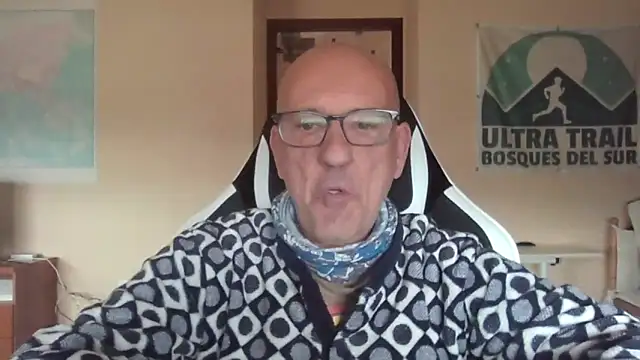 llopaco online show from 12/19/25, 01:51