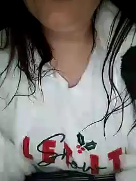 Snapshot of Loly2025 chatting on 03/08/25, 08:46 Loly2025 online show from 03/08/25, 08:46