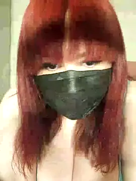 Snapshot of Loly2025 chatting on 03/23/25, 12:58 Loly2025 online show from 03/23/25, 12:58