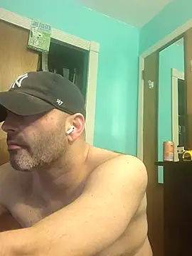 Novabear6996 online show from 02/26/25, 05:42