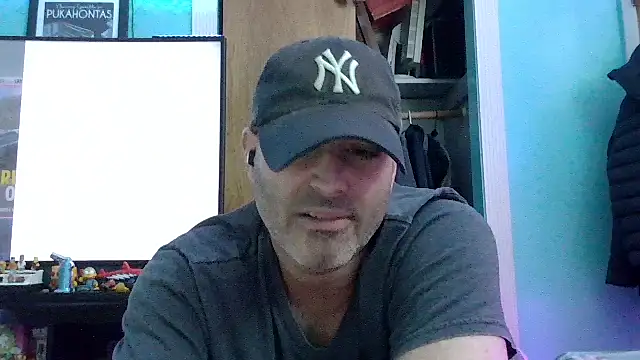 Novabear6996 online show from 02/01/26, 04:44