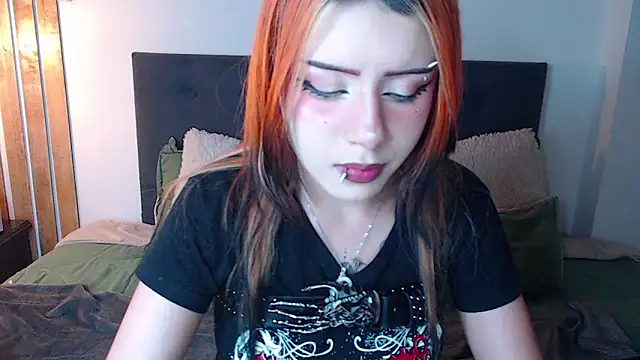 fyreandfox  online show from 05/22/26, 08:47