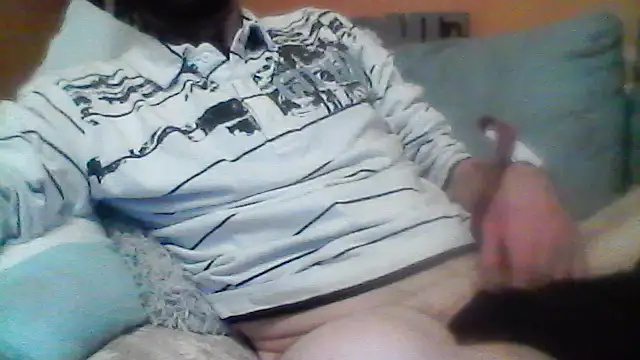 Snapshot of Andre35w chatting on 12/15/25, 05:39 Andre35w online show from 12/15/25, 05:39