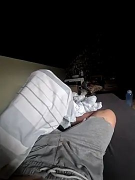 Snapshot of DerechteJunge chatting on 09/28/25, 02:55 DerechteJunge online show from 09/28/25, 02:55