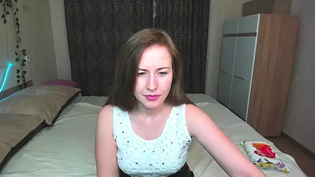 Snapshot of xeva_angelx chatting on 03/02/25, 12:09 xeva angelx online show from 03/02/25, 12:09