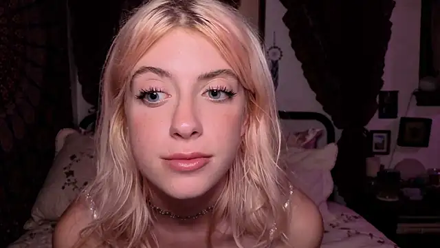 sinfulblonde1 online show from 05/09/26, 08:08