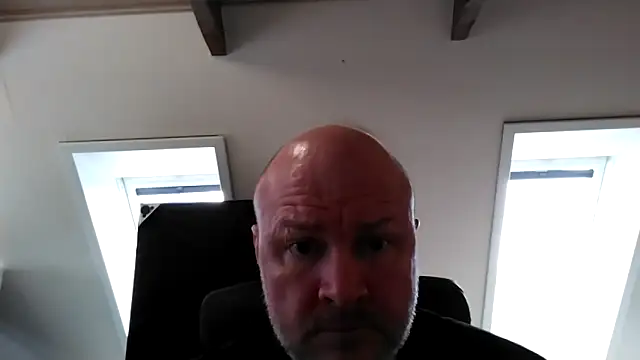 Snapshot of Lucifer29cm chatting on 02/16/25, 08:10 Lucifer29cm online show from 02/16/25, 08:10