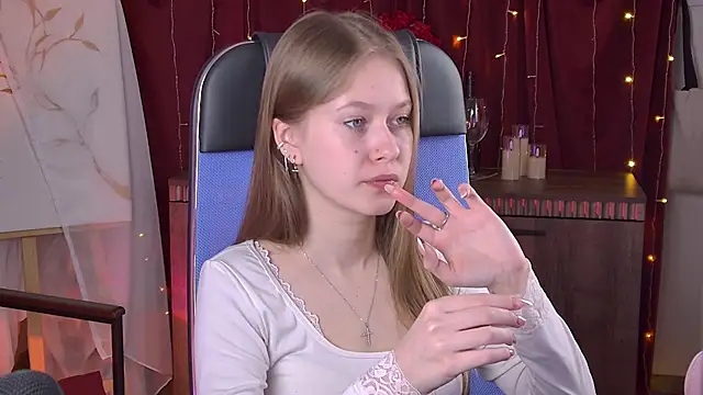 EveMundie online show from 04/09/26, 06:30