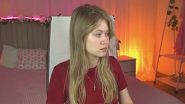 EveMundie online show from 04/15/26, 09:16